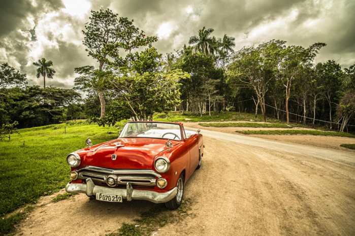 Tipos de Tonalidades de Vermelho Automotivo: Como Escolher a Melhor Opção para seu Veículo
